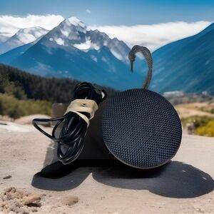 Oon. Rugged Mini‎ Bluetooth Speaker Model: AAAGRY100006838 Gray Works Great